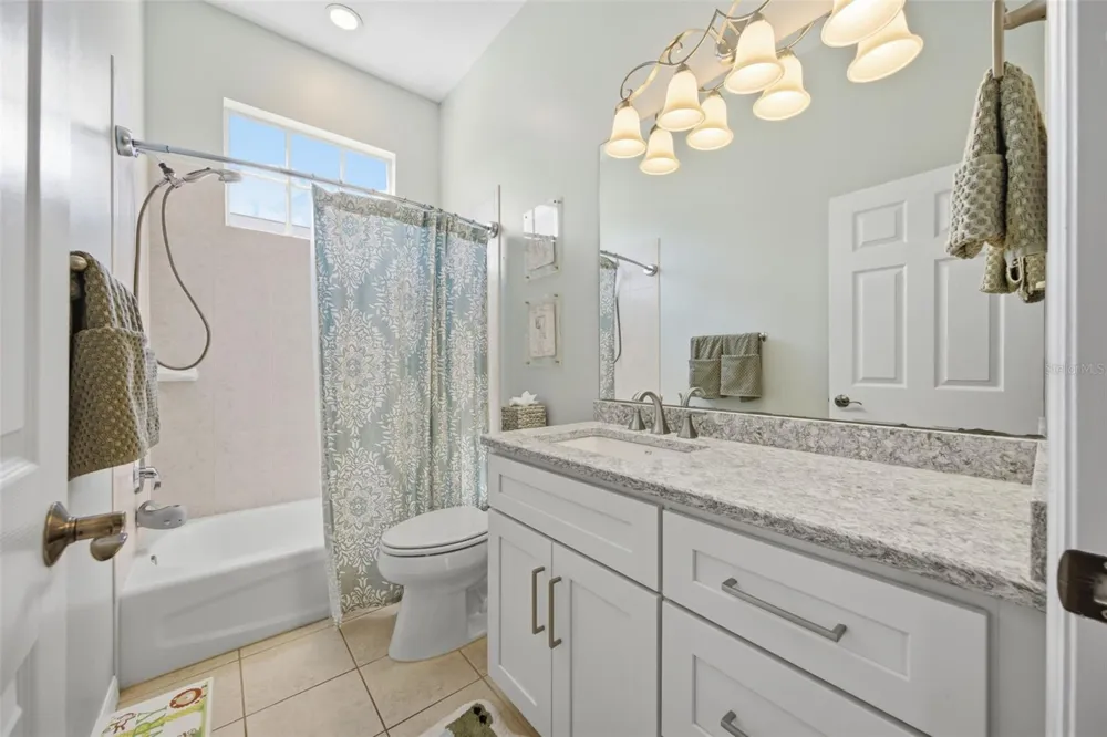 10438 GREEN LINKS DRIVE Tampa, FL 33626