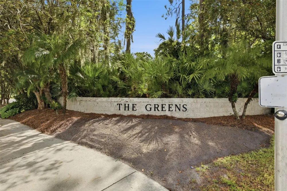 10438 GREEN LINKS DRIVE Tampa, FL 33626