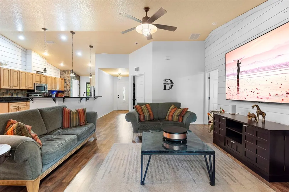 2016 LEWIS ROAD Leesburg, FL 34748