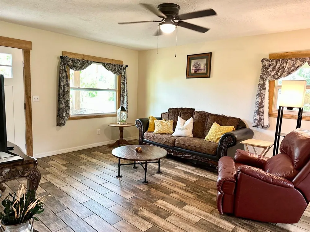 2016 LEWIS ROAD Leesburg, FL 34748