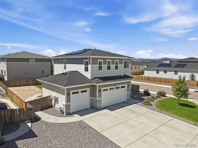 4504 Rapport Drive Castle Rock, CO 80104