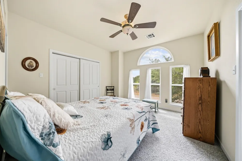 45145 Fringewood Drive Whitney, TX 76692