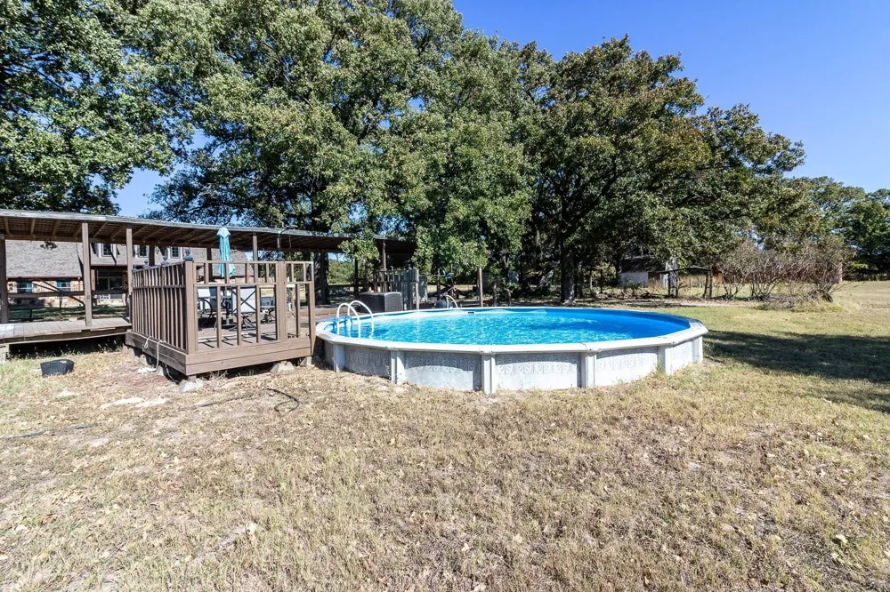 13733 County Road 109 Kaufman, TX 75142