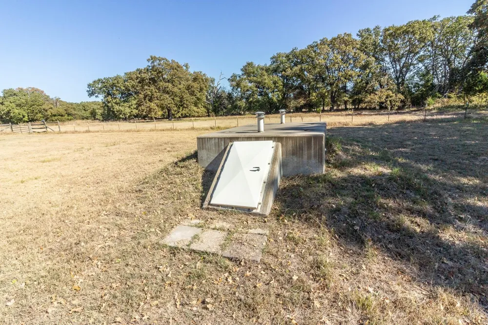 13733 County Road 109 Kaufman, TX 75142