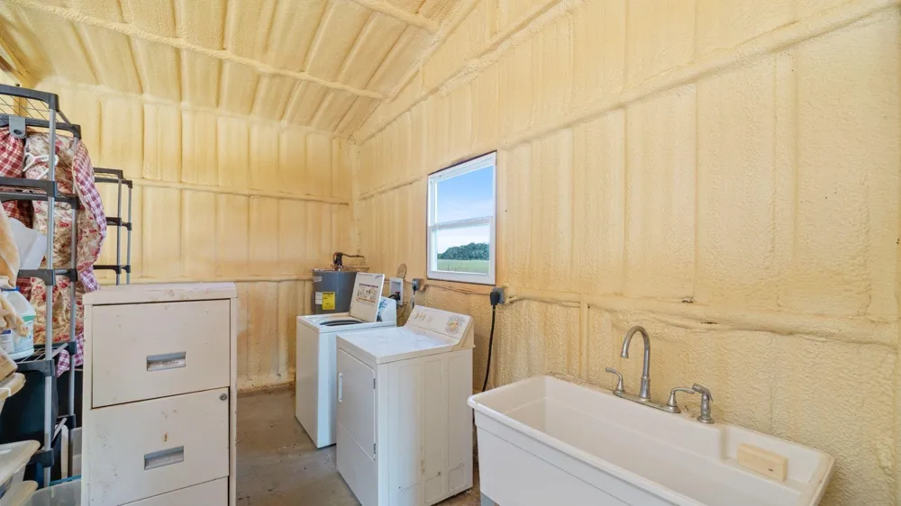 13733 County Road 109 Kaufman, TX 75142