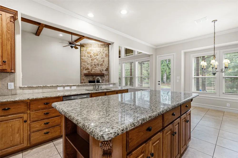 2007 Creekview Drive Commerce, TX 75428