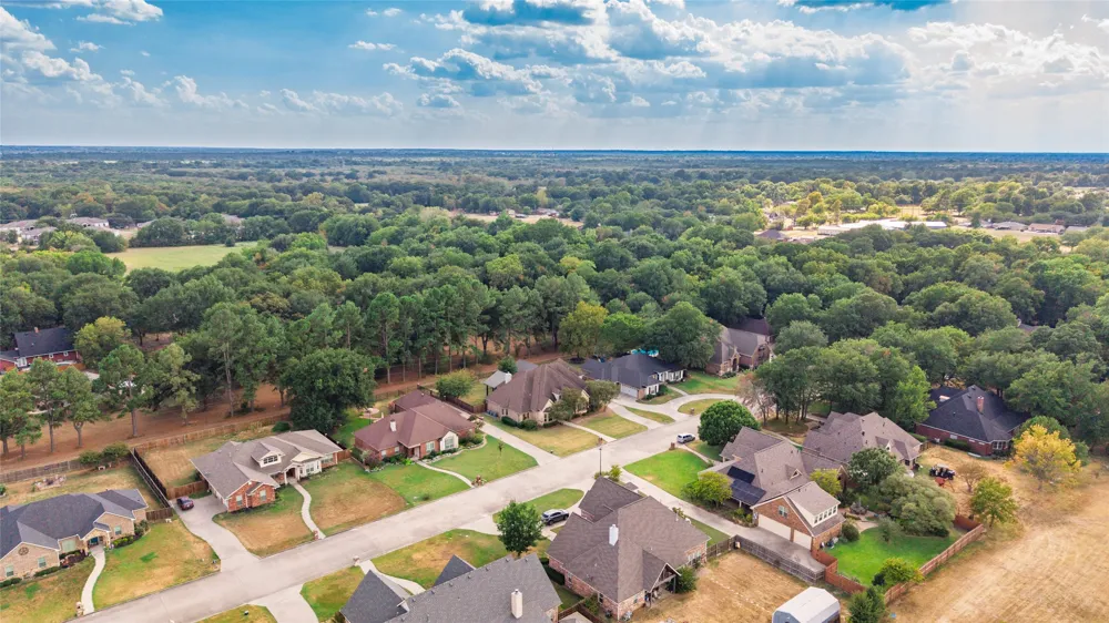 2007 Creekview Drive Commerce, TX 75428