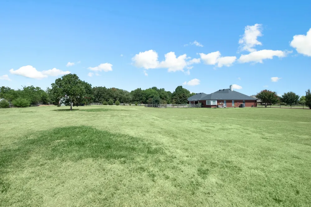 945 Scarlett Drive Lucas, TX 75002