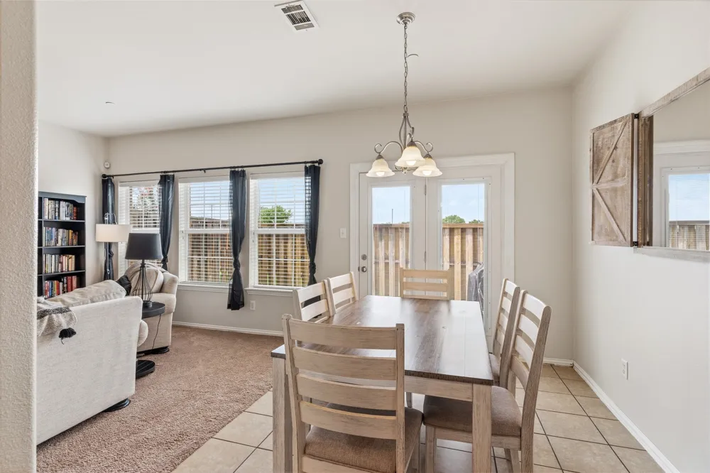 706 S Jupiter Road #1202 Allen, TX 75002