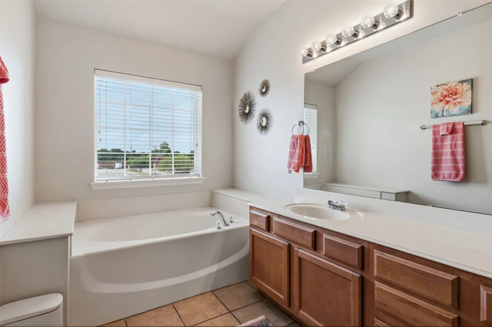 706 S Jupiter Road #1202 Allen, TX 75002