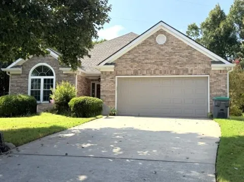 1102 Strath Clyde Way