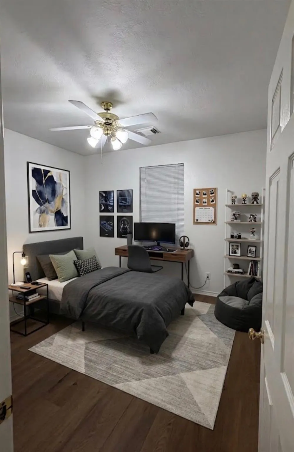 18 E Russet Grove Circle The Woodlands, TX 77384