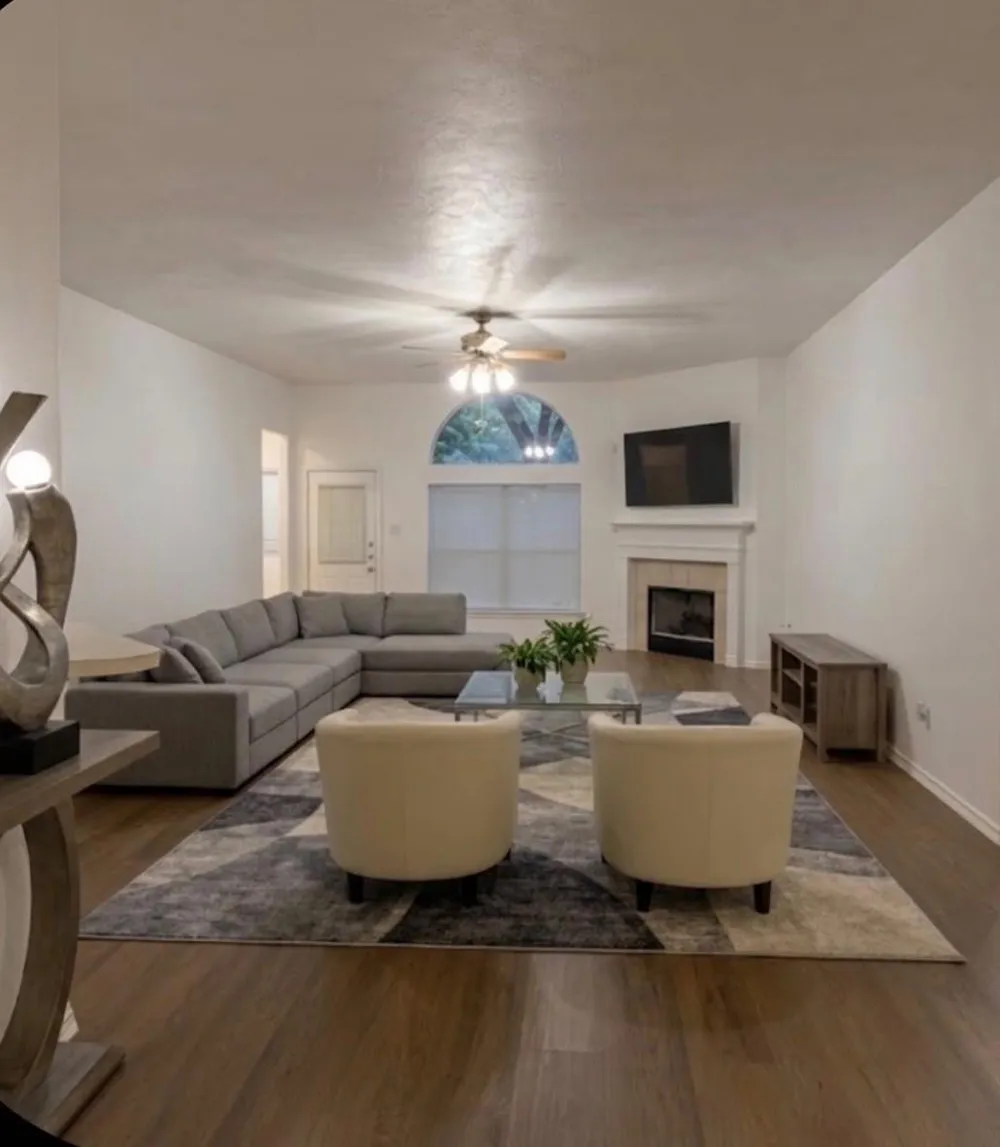 18 E Russet Grove Circle The Woodlands, TX 77384