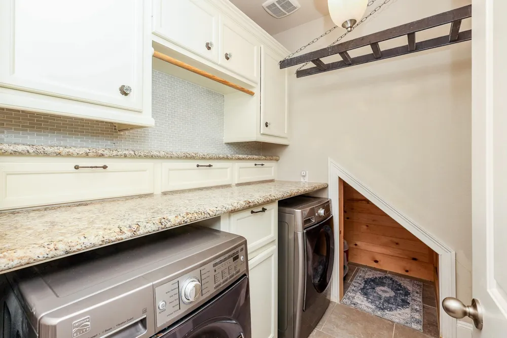 4715 Trickle Creek Court Fulshear, TX 77441
