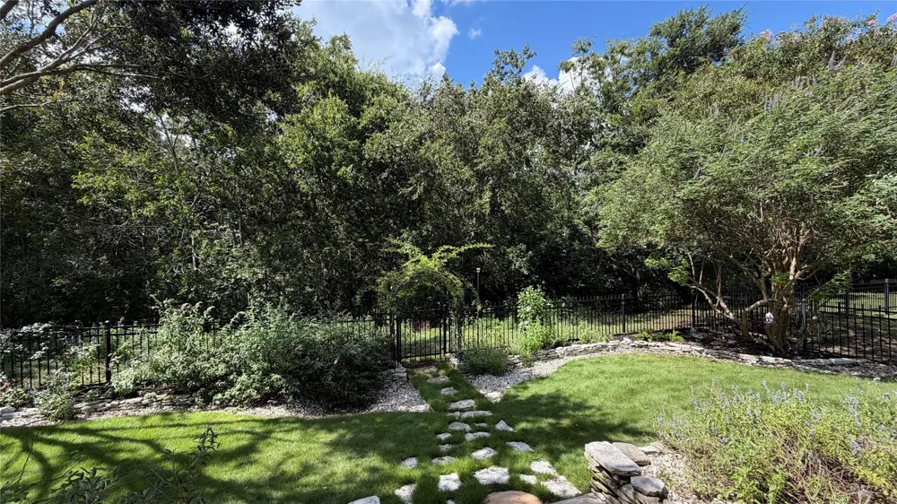 4715 Trickle Creek Court Fulshear, TX 77441