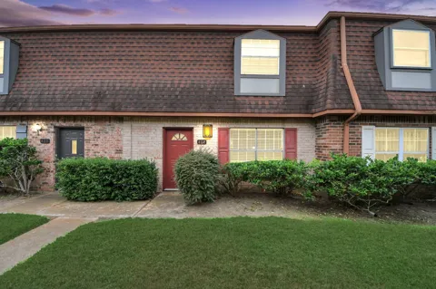 9303 Hammerly Boulevard #402