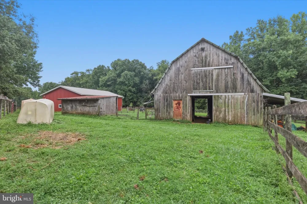 2545 MULLINIX MILL ROAD Mount Airy, MD 21771