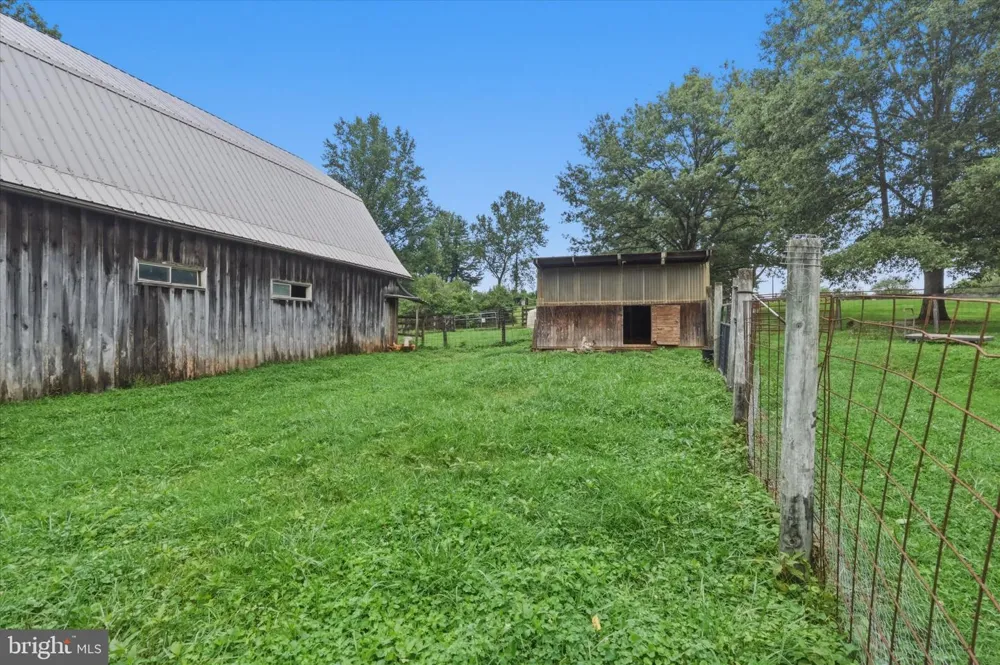 2545 MULLINIX MILL ROAD Mount Airy, MD 21771