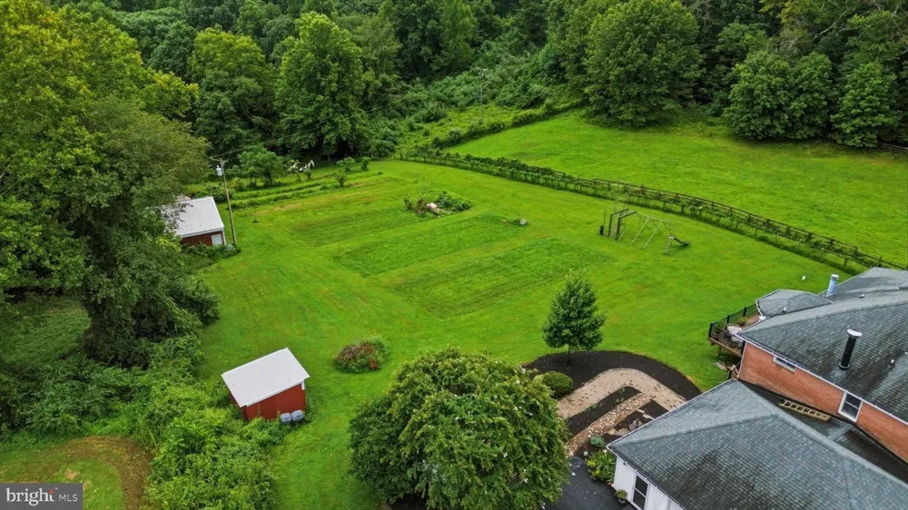 2545 MULLINIX MILL ROAD Mount Airy, MD 21771
