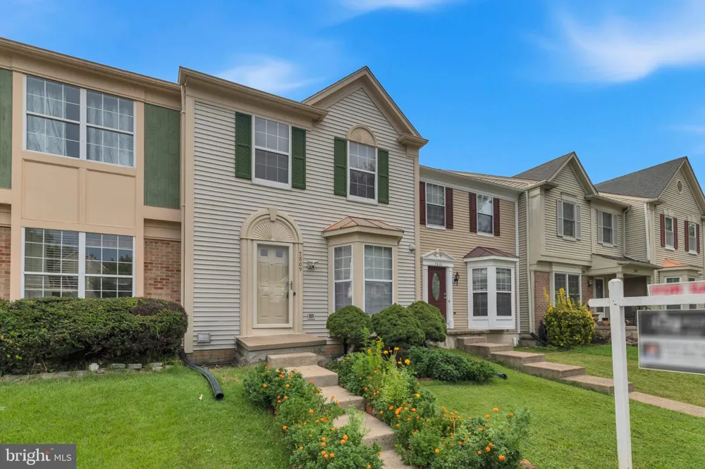 7809 REBEL WALK DRIVE Manassas, VA 20109