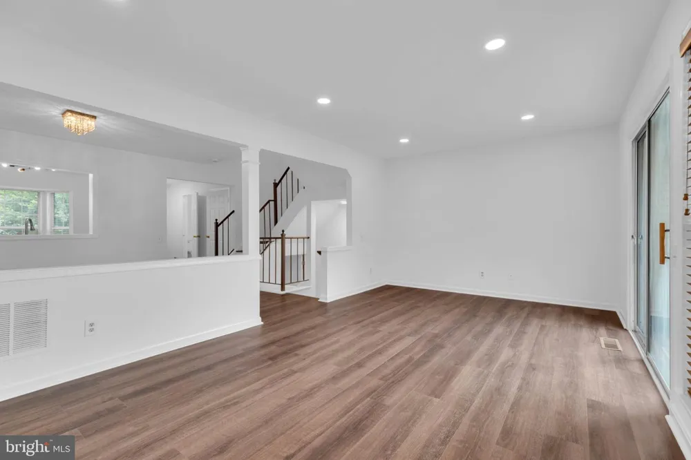7809 REBEL WALK DRIVE Manassas, VA 20109