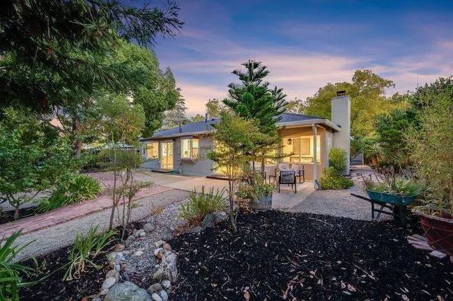 2766 Bristol Way Redwood City, CA 94061