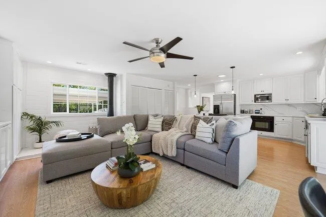 2766 Bristol Way Redwood City, CA 94061