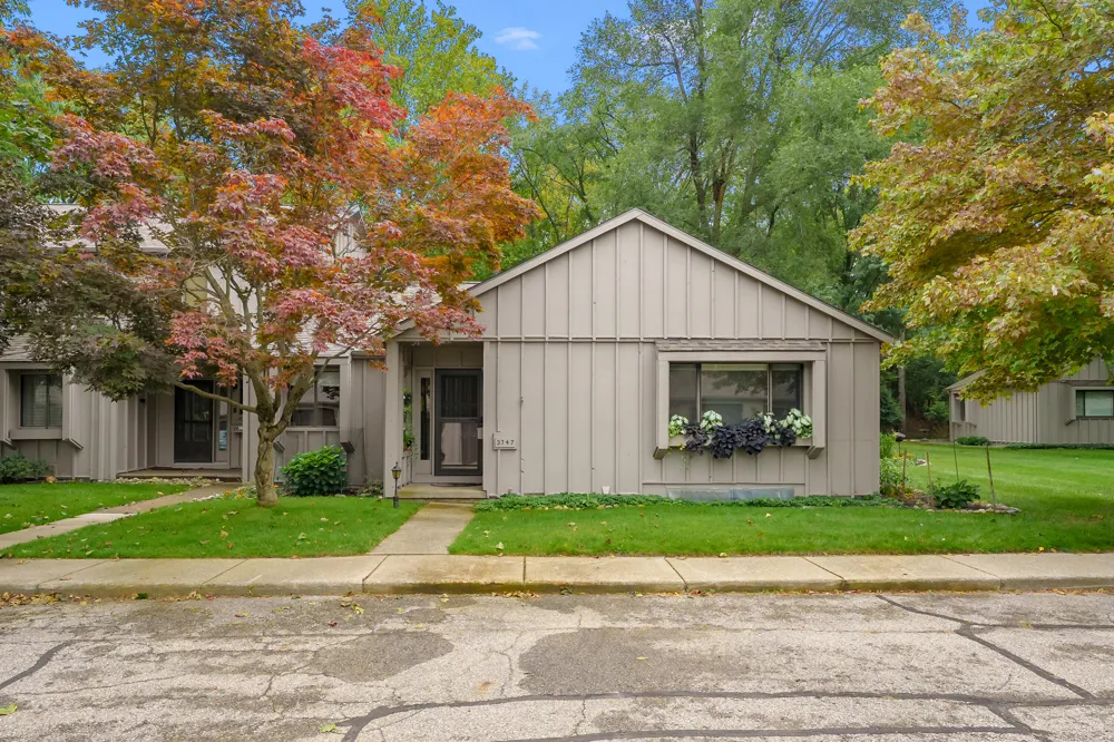3747 Cedaridge Road Kalamazoo, MI 49008