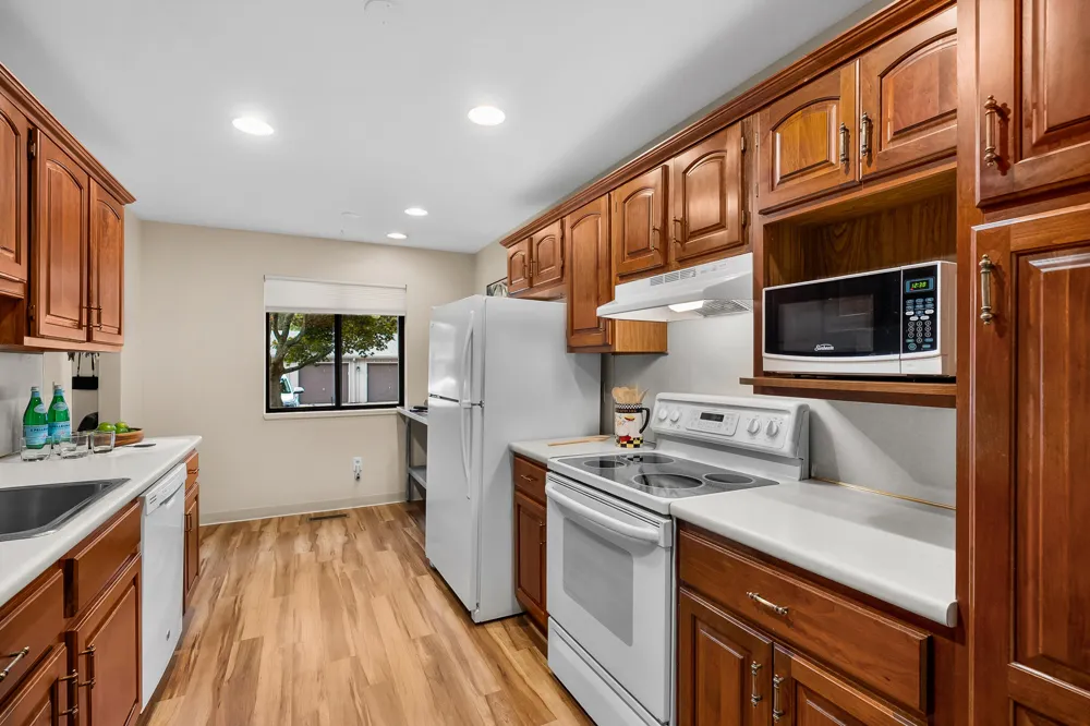 3747 Cedaridge Road Kalamazoo, MI 49008