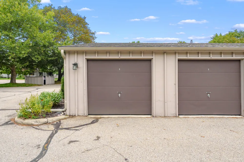 3747 Cedaridge Road Kalamazoo, MI 49008