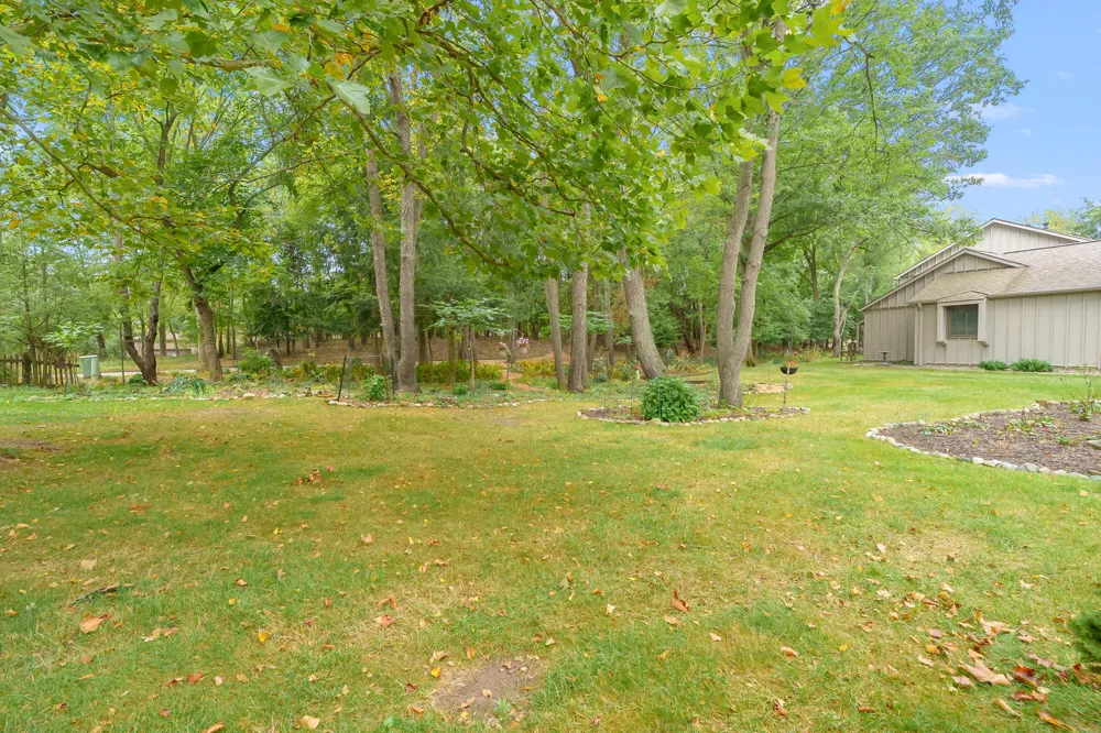 3747 Cedaridge Road Kalamazoo, MI 49008