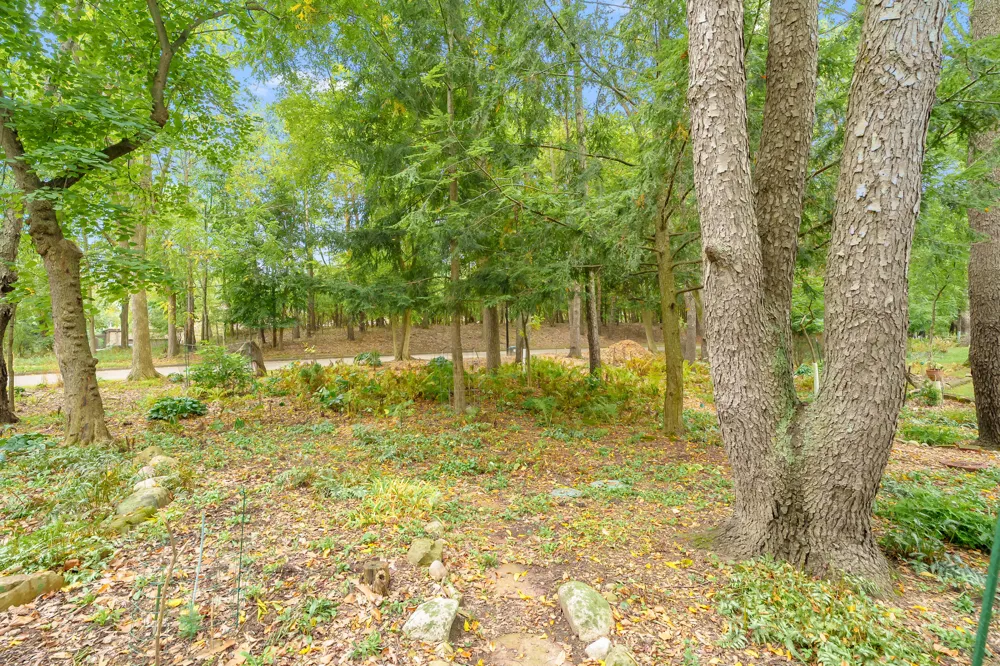 3747 Cedaridge Road Kalamazoo, MI 49008