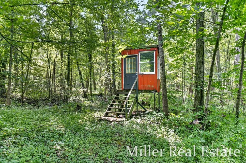 4695 Farrel Road Hastings, MI 49058