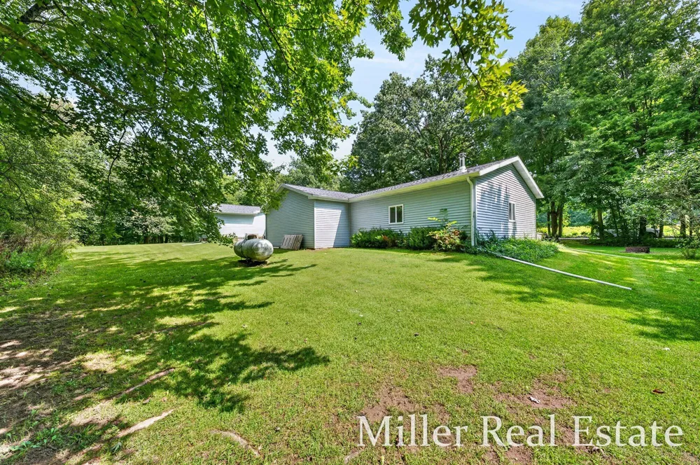 4695 Farrel Road Hastings, MI 49058