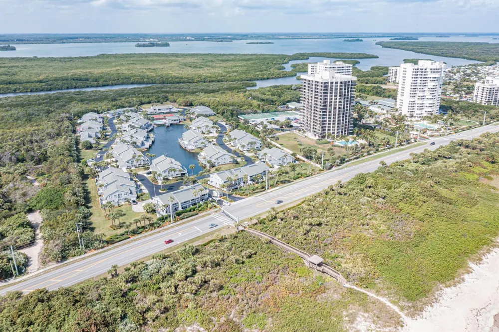 4949 HIGHWAY A1A #152 Hutchinson Island, FL 34949
