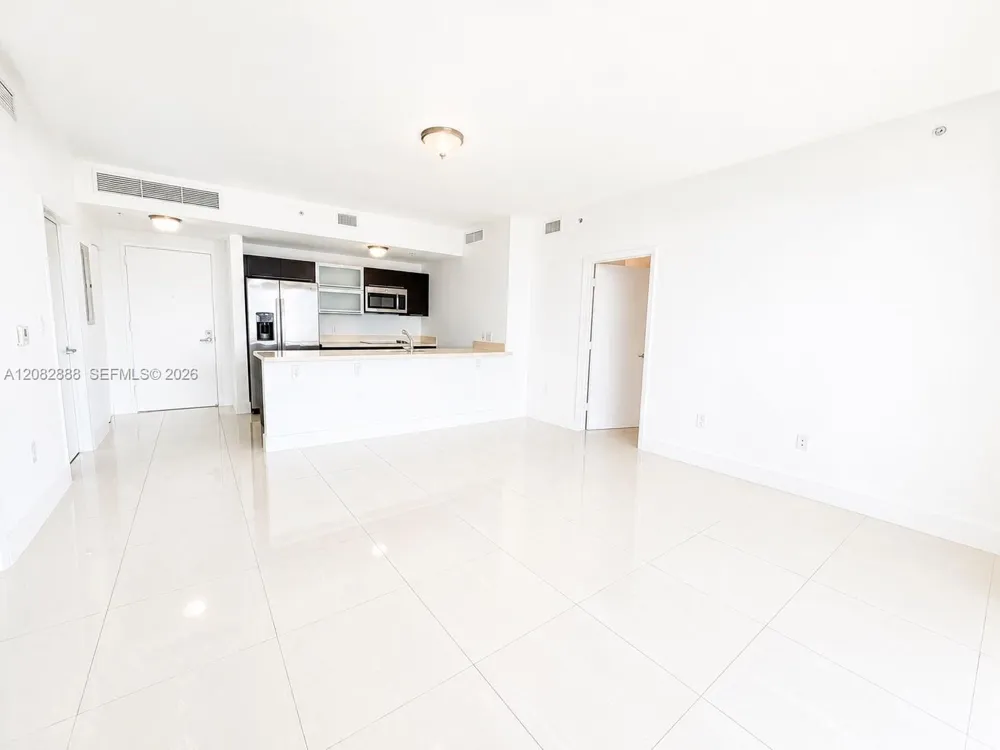 90 SW 3rd St #3408 Miami, FL 33130