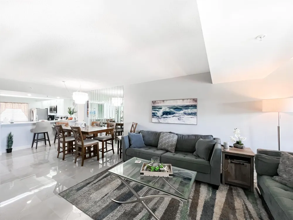 301 Ocean Bluffs Boulevard #202 Jupiter, FL 33477