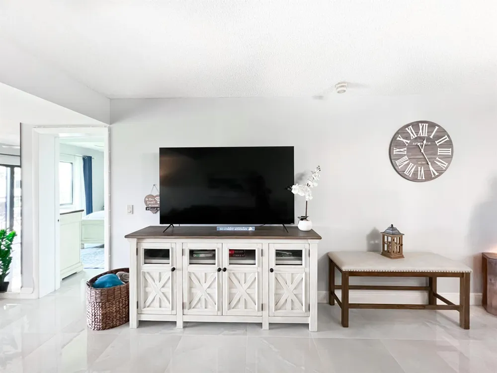 301 Ocean Bluffs Boulevard #202 Jupiter, FL 33477