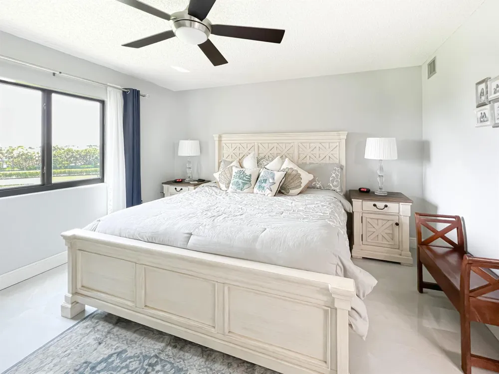301 Ocean Bluffs Boulevard #202 Jupiter, FL 33477