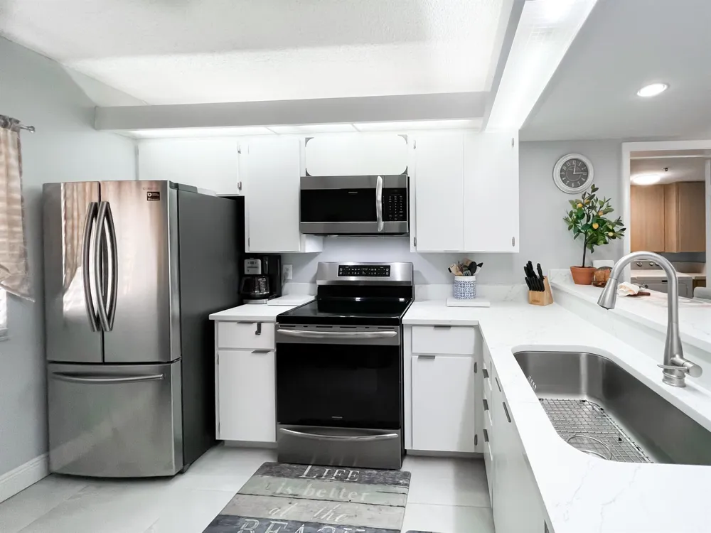 301 Ocean Bluffs Boulevard #202 Jupiter, FL 33477