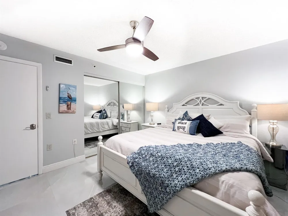 301 Ocean Bluffs Boulevard #202 Jupiter, FL 33477