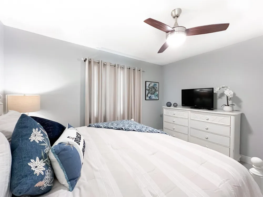 301 Ocean Bluffs Boulevard #202 Jupiter, FL 33477