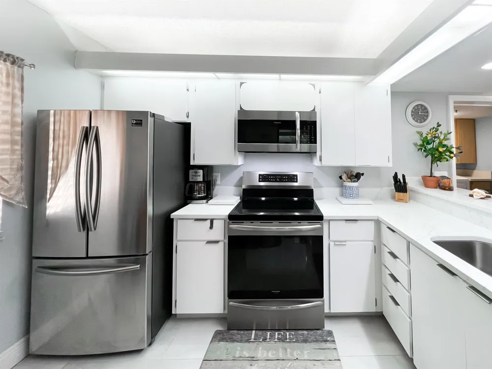 301 Ocean Bluffs Boulevard #202 Jupiter, FL 33477