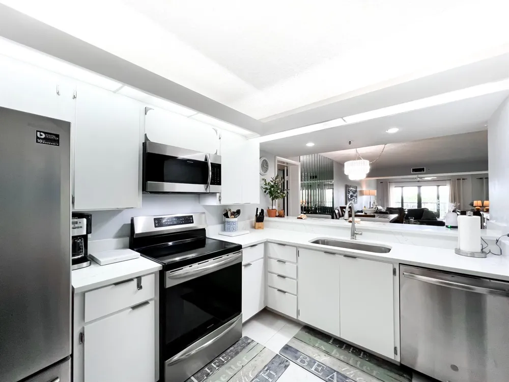 301 Ocean Bluffs Boulevard #202 Jupiter, FL 33477