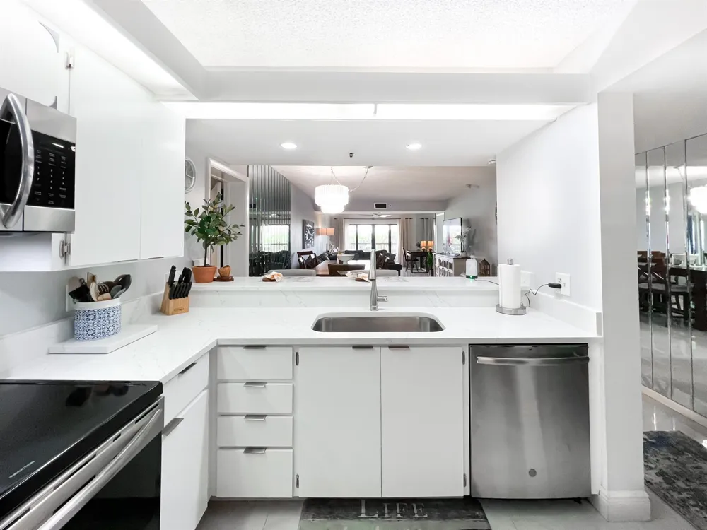 301 Ocean Bluffs Boulevard #202 Jupiter, FL 33477