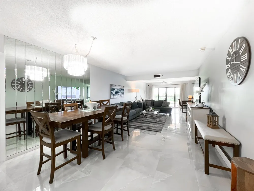 301 Ocean Bluffs Boulevard #202 Jupiter, FL 33477