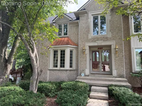 1594 Arbor Creek Drive