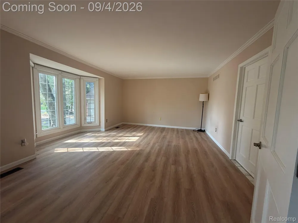 1594 Arbor Creek Drive Rochester Hills City, MI 48306