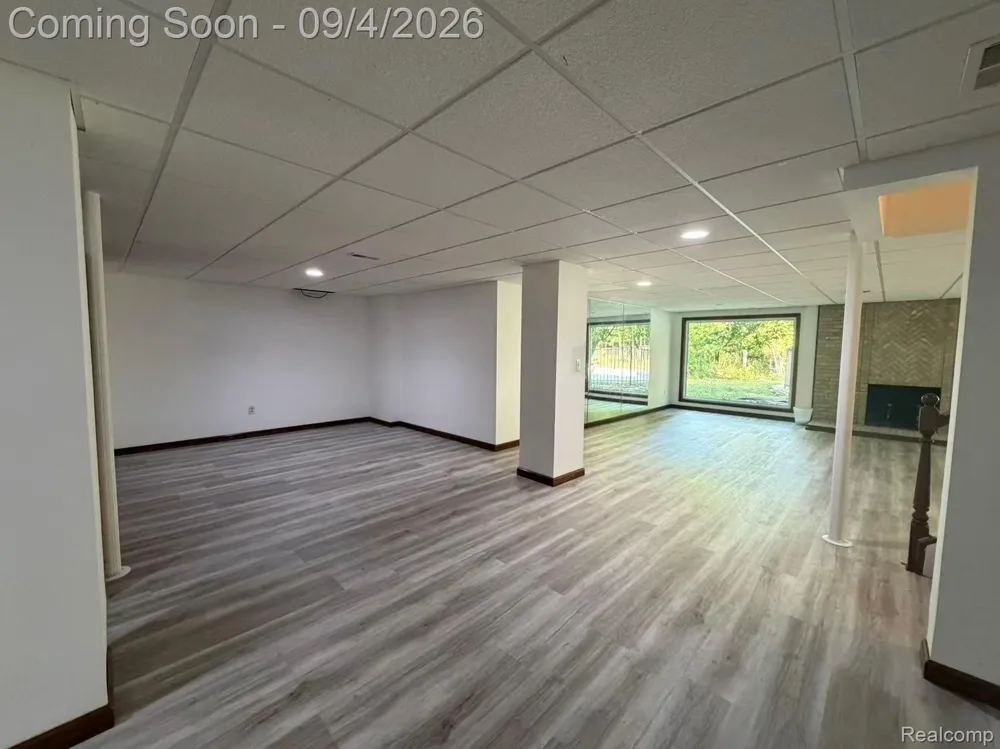 1594 Arbor Creek Drive Rochester Hills City, MI 48306