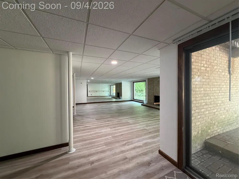 1594 Arbor Creek Drive Rochester Hills City, MI 48306
